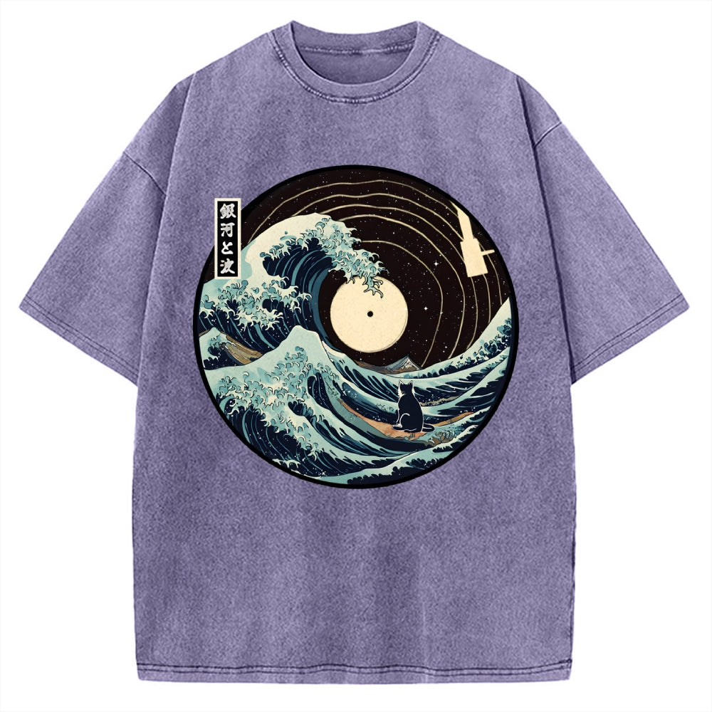 The Solitary Wanderer Cat Vintage Washed T-shirt