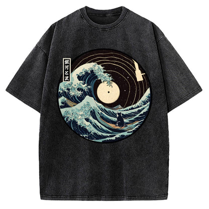 The Solitary Wanderer Cat Vintage Washed T-shirt