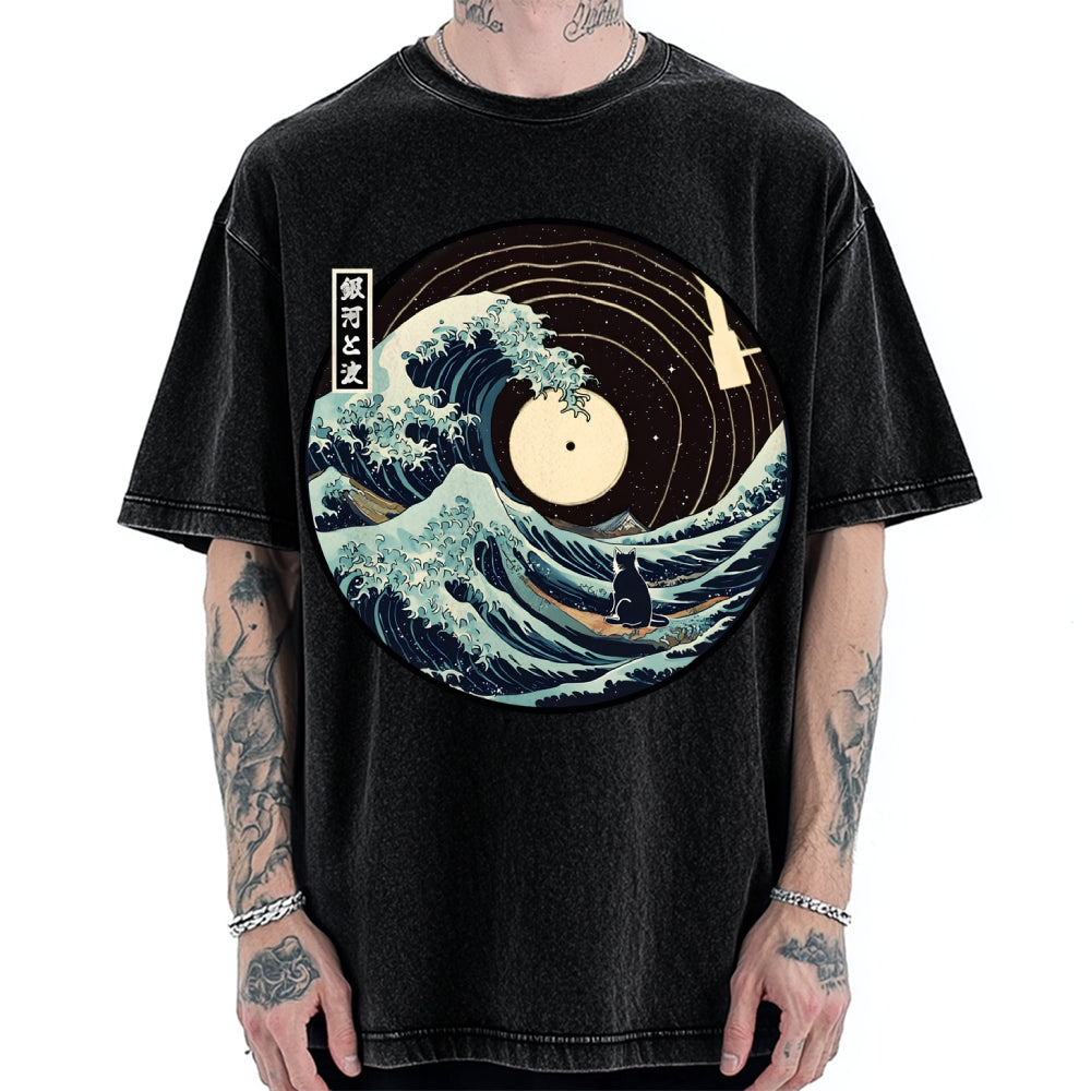 The Solitary Wanderer Cat Vintage Washed T-shirt