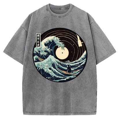 The Solitary Wanderer Cat Vintage Washed T-shirt