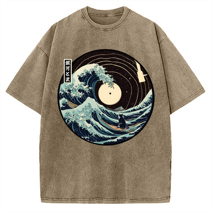 The Solitary Wanderer Cat Vintage Washed T-shirt